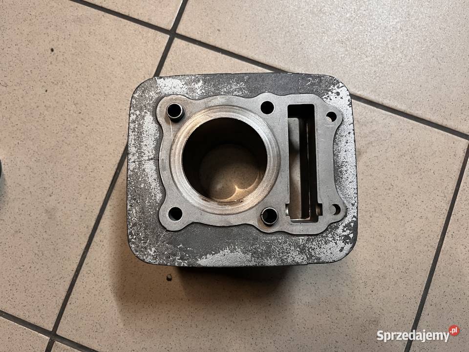 Cylinder Hyosung GA 125 Cruise Brzeszcze sprzedam