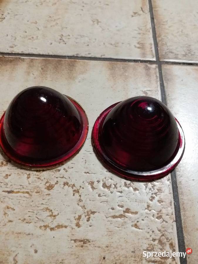 Szklany klosz WarszawaSyrenaŻuk SmutekMikrus Lampy tylne Barlinek
