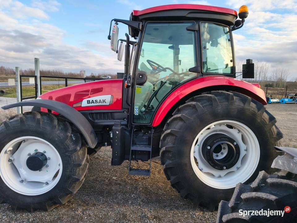 Ciągnik rolniczy BASAK 2110 110 Kielce sprzedam