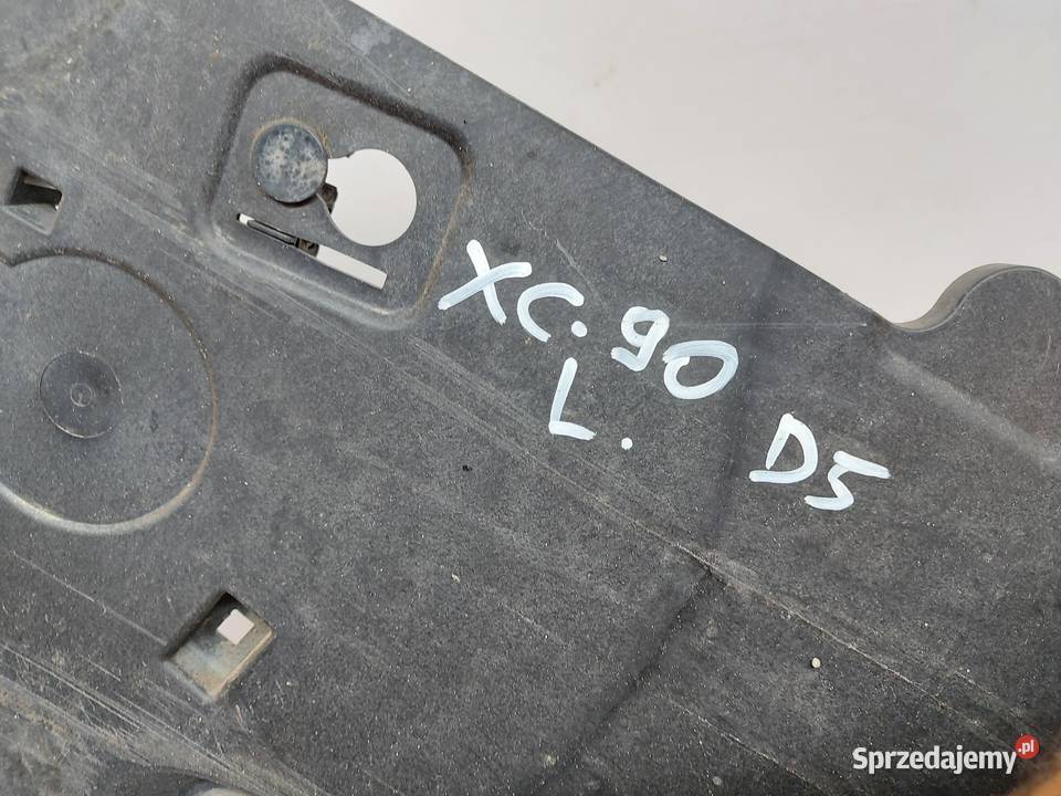 VOLVO XC90 II D5 Osłona podwozia lewa 31455003