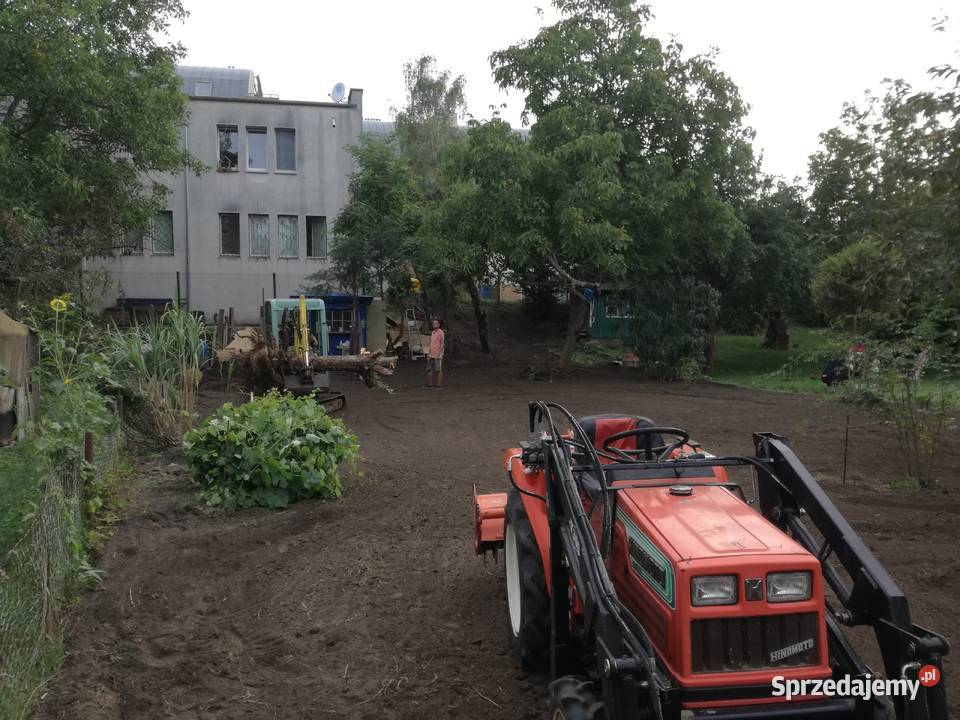 Prace ogrodnicze jesienne porządki karczowanie Pielęgnacja ogrodów i trawników Wrocław