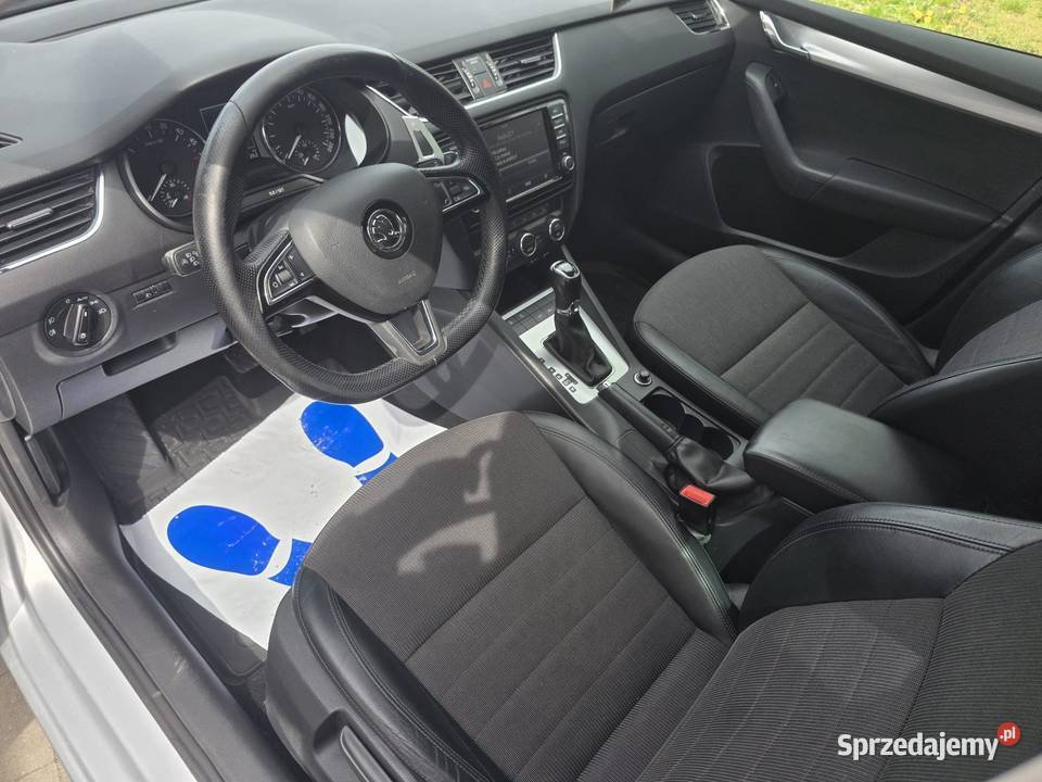 Skoda Octavia III 20 tdi 150 hp DSG Bogate nieuszkodzony Police