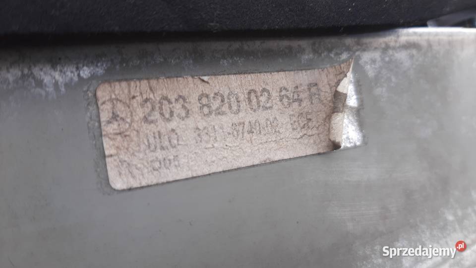 lampa prawa lewa tył tylna mercedes c w203 sedan Dębno