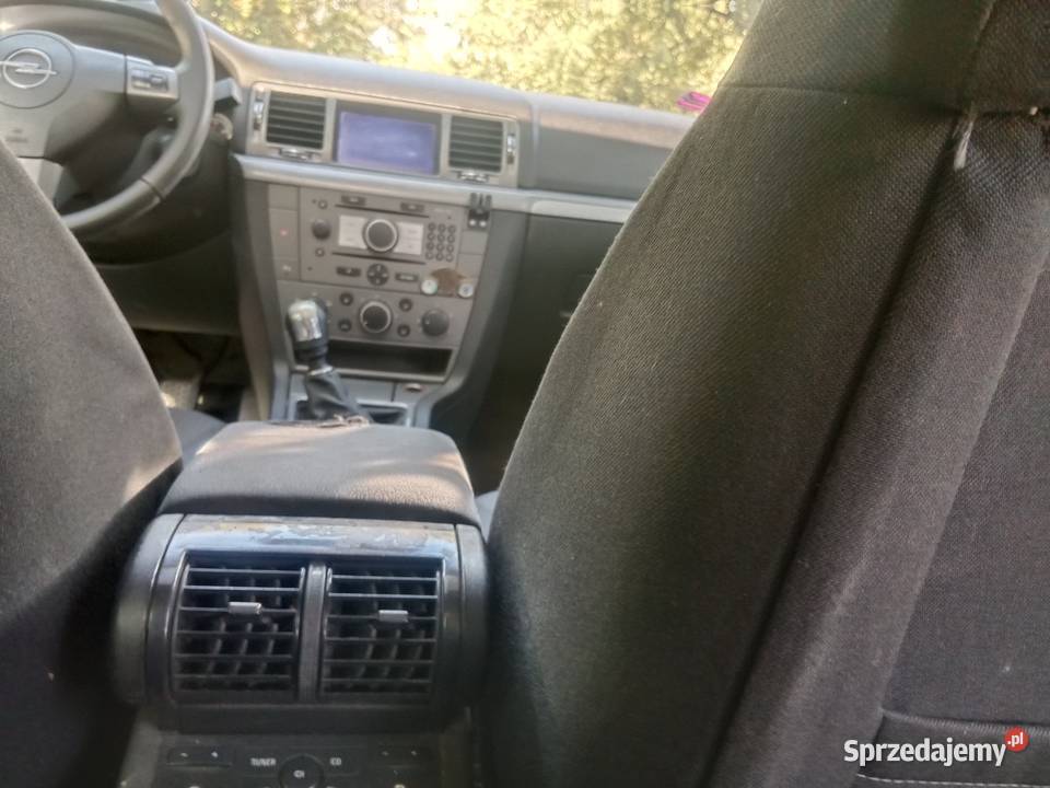 Opel Vectra kombi 19cdtiklima2007r klimatyzacja Vectra Wrocław