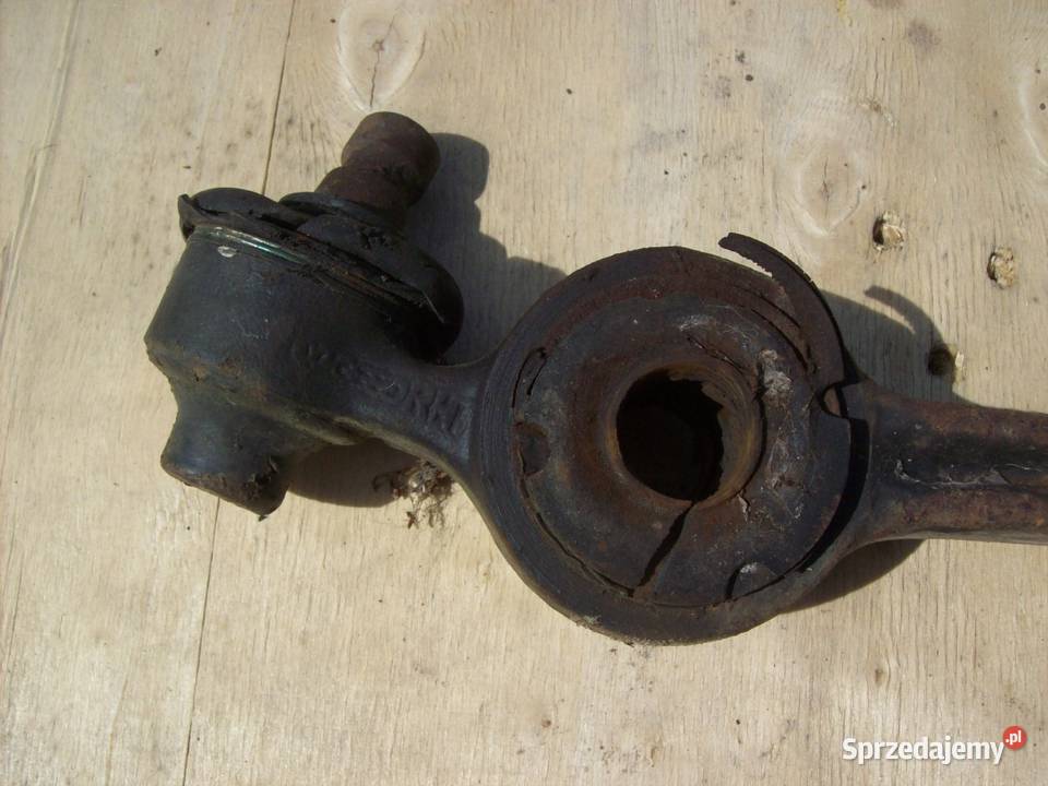 Audi 100 C2 20 Diesel Wahacz prawy lewy Oryginal Mińsk Mazowiecki