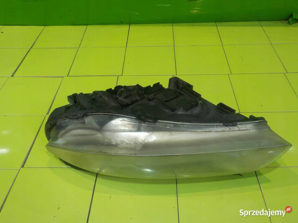 VOLVO S80 II 24 D5 08r 4D lampa lewa przod Suków