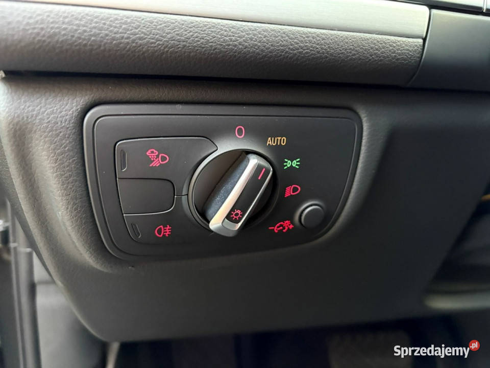 Audi A6 sedan 20 benzyna 180 SLine Xenony 2014 Lipówki