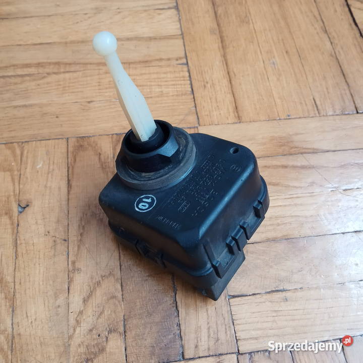 Audi A4 B5 Silniczek regulacji lampy 4D0941295 sprzedam