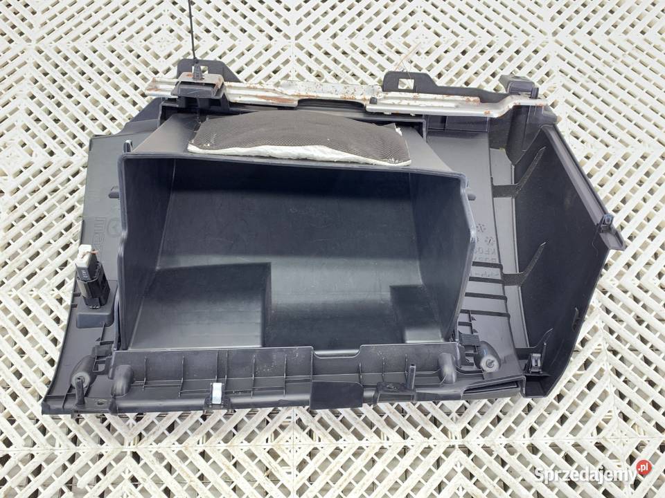 SCHOWEK PASAŻERA MAZDA 3 BM Hatchback PÓŁKA