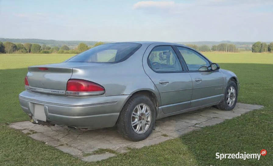 Sprzedam samochód osobowy sedan Chrysler Cirrus podkarpackie Padew Narodowa