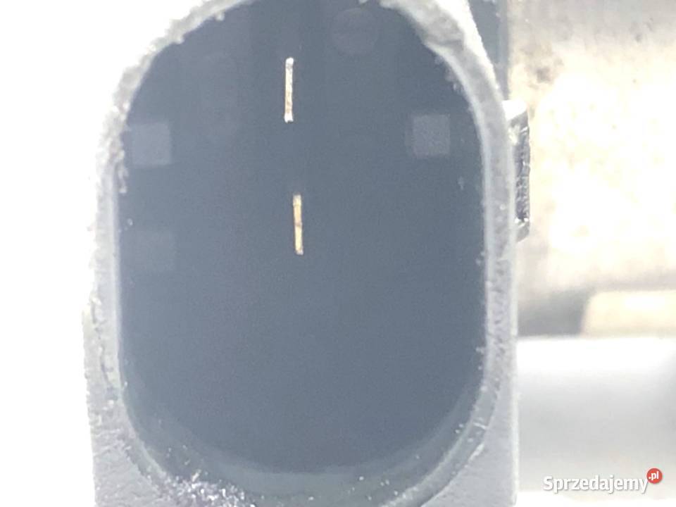 REGULATOR CIŚNIENIA PALIWA Z LISTWA AUDI A8 D4 Regulatory ciśnienia paliwa