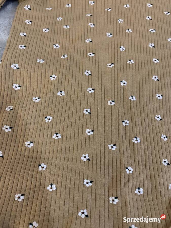 Bluzka z długim rękawem beżowa prążkowana w długi podkarpackie Jasło