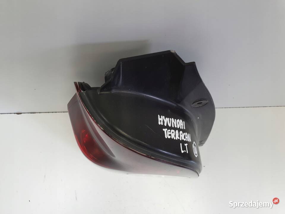 Hyundai Terracan 0104r TYLNIA TYLNA LAMPA LEWA Janów