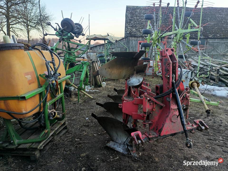 Pług Massey Ferguson na licencji Frost Pólki