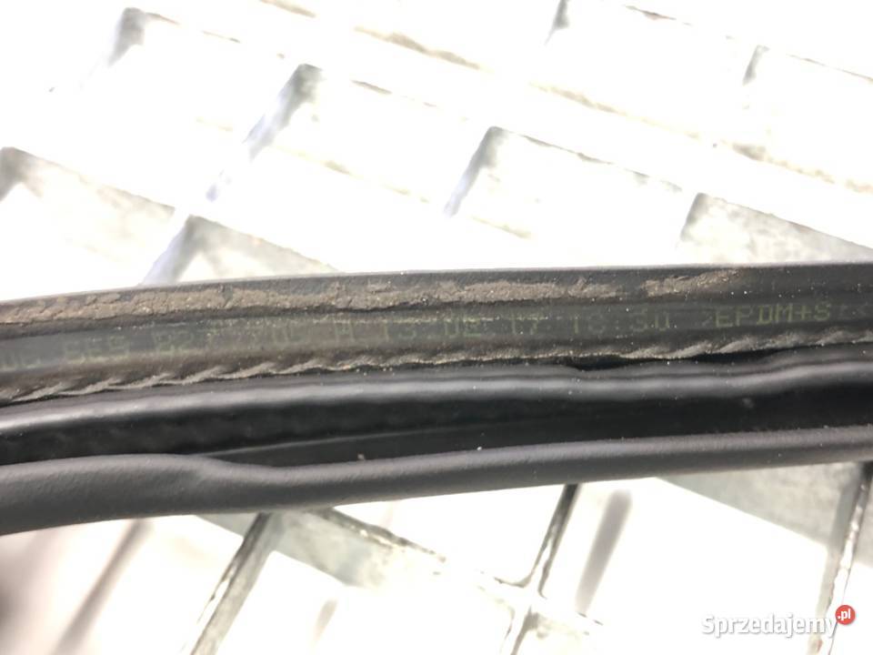 USZCZELKA KLAPY BAGAŻNIKA SKODA OCTAVIA III osobowe