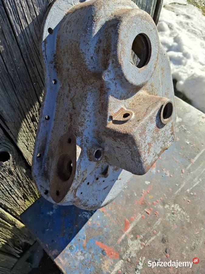 Pokrywa rozrzadu do Es 320 Leżajsk