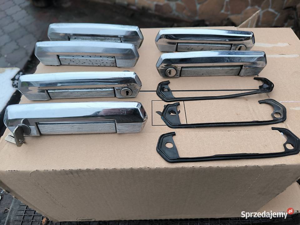 Fiat 125p FSO klamka zewnętrzne przednia lewa Stalowa Wola