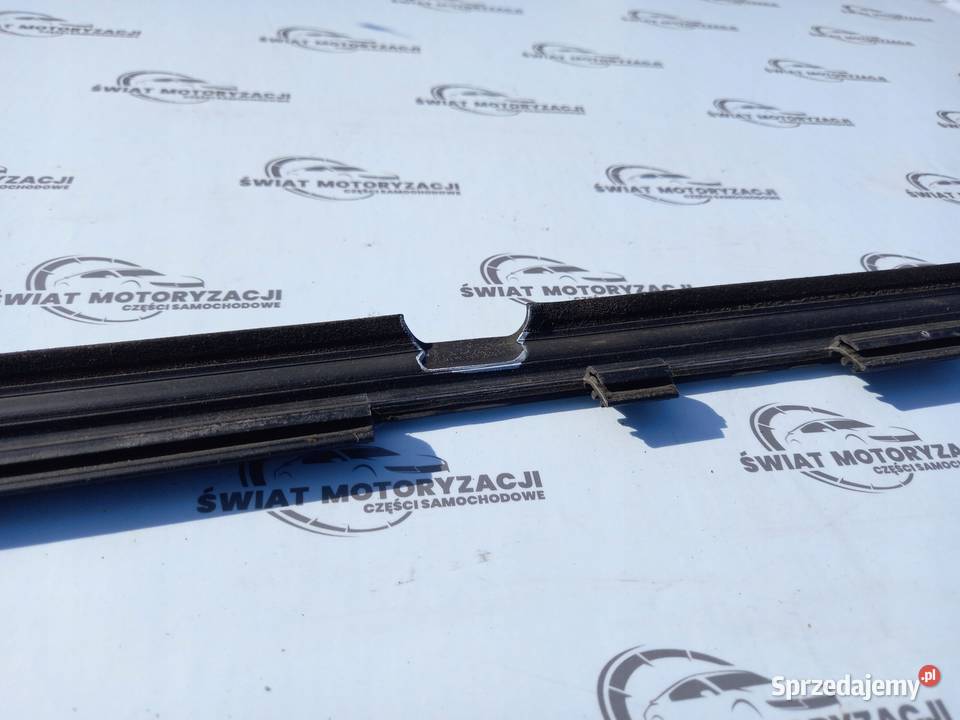 VOLVO XC90 I LIFT 10r listwa zgarniająca prawa osobowe Kielce