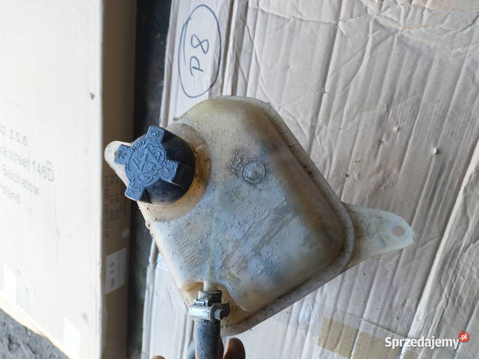 AUDI 80 B4 ZBIORNICZEK PŁYNU WODY WYRÓWNAWCZY Zbiorniki wyrównawcze sprzedam