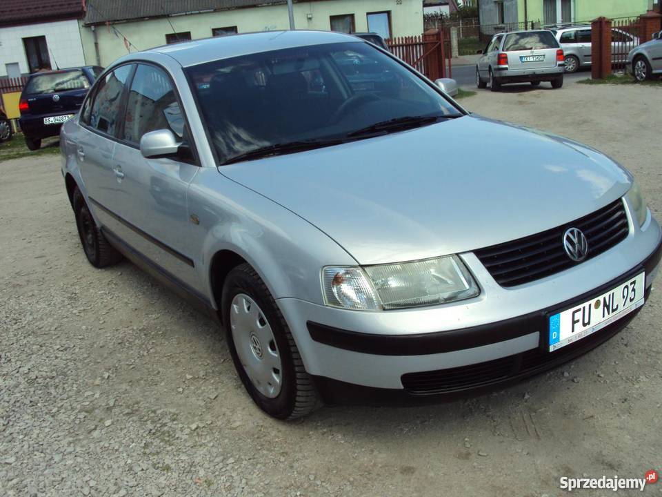 Volkswagen Passat srebrny Końskie
