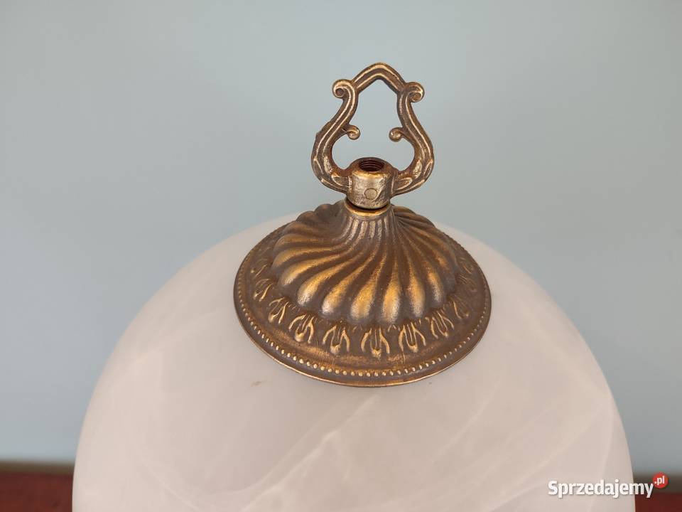 Piękna mosiężna lampa z mlecznym zdobionym Łódź