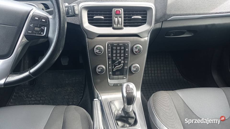 Volvo V40 Salonowy 20 Diesel 190 Doinwestowany asystent parkowania Bytów