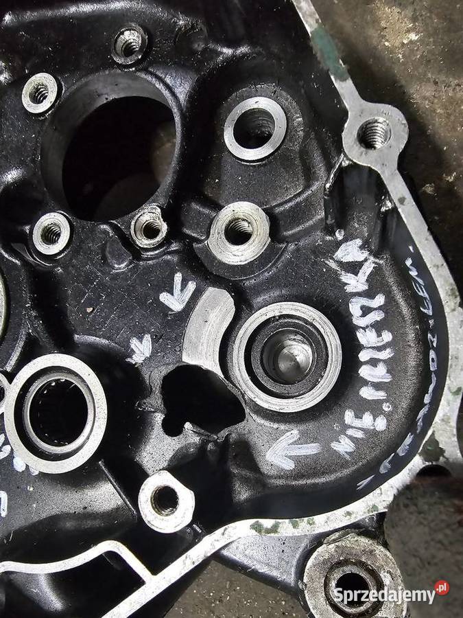 Suzuki RG 80 karter prawy połówka prawa silnika Jelenia Góra