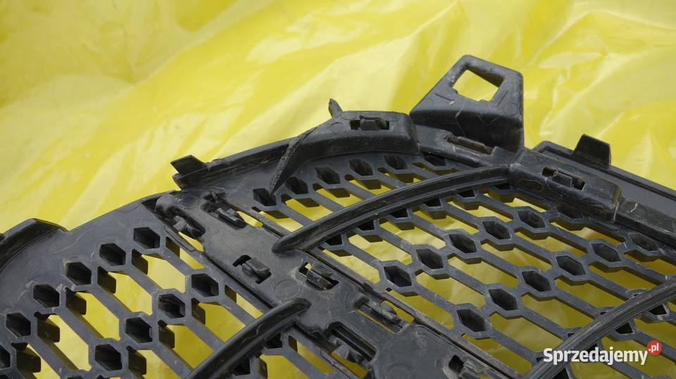 ATRAPA GRILL MERCEDES W176 LIFT AMG A1768881760 osobowe Ruda Śląska sprzedam