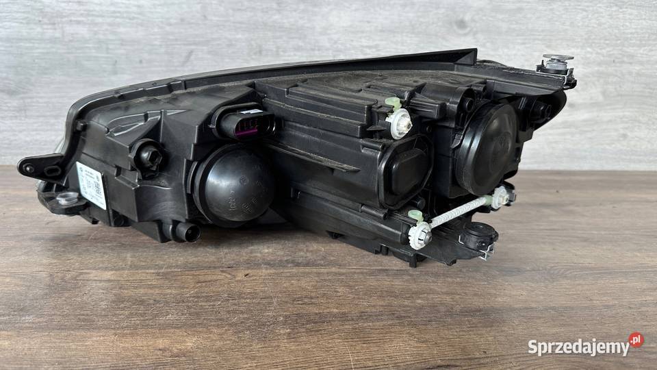 VW GOLF VII LIFT LAMPA PRZEDNIA PRAWA EUROPA Gorzów Wielkopolski sprzedam