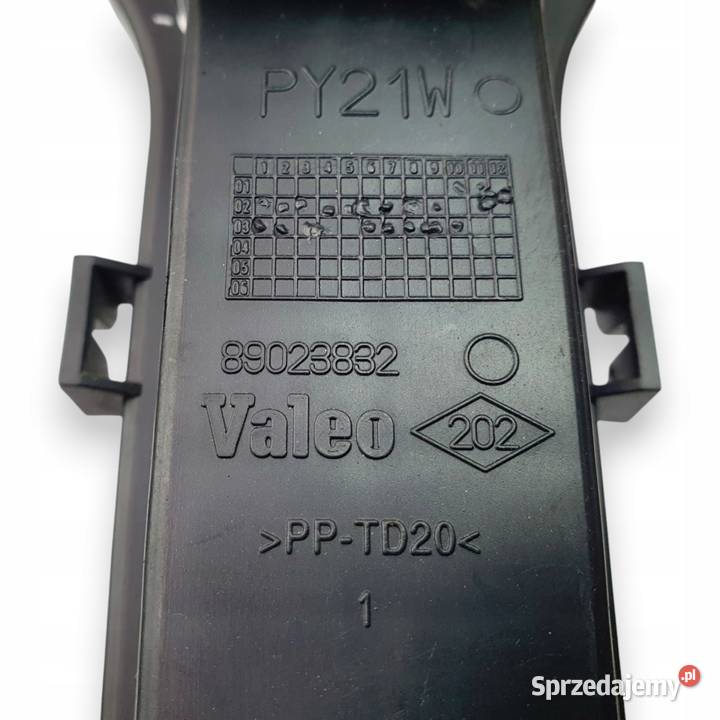 WKŁAD TYLNEJ LAMPY Renault Espace IV LIFT lewy osobowe Chełm