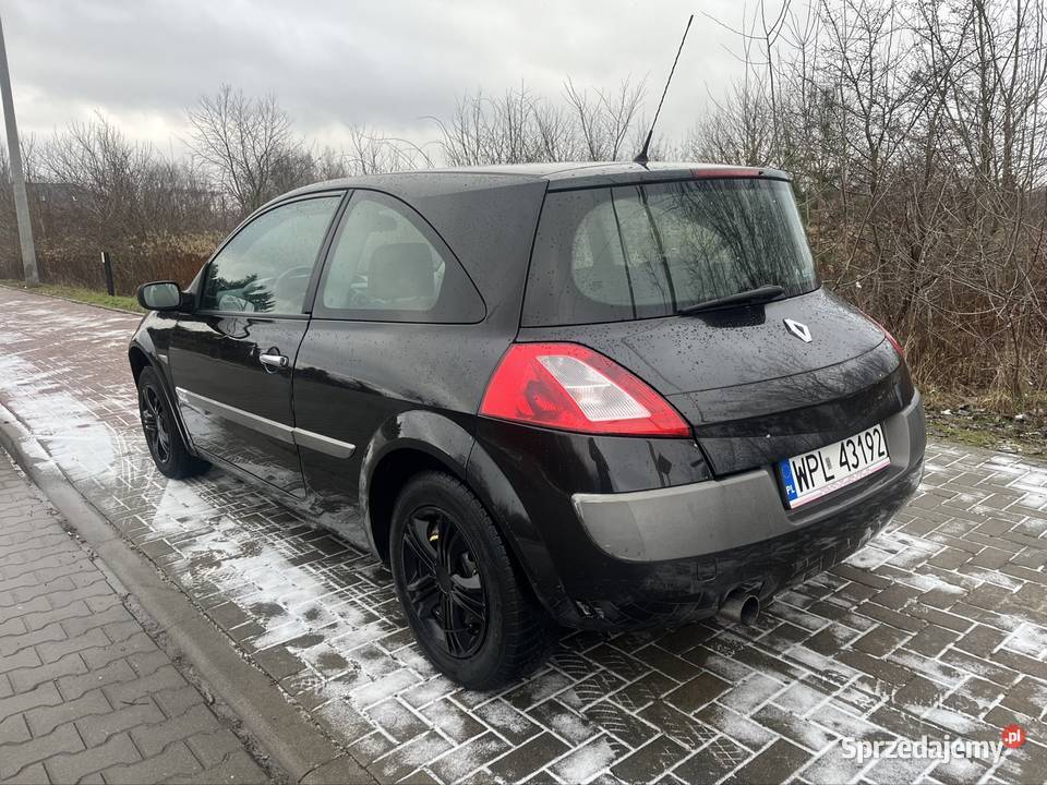 Renault Megane 16 16V 184 czarny met benzyna