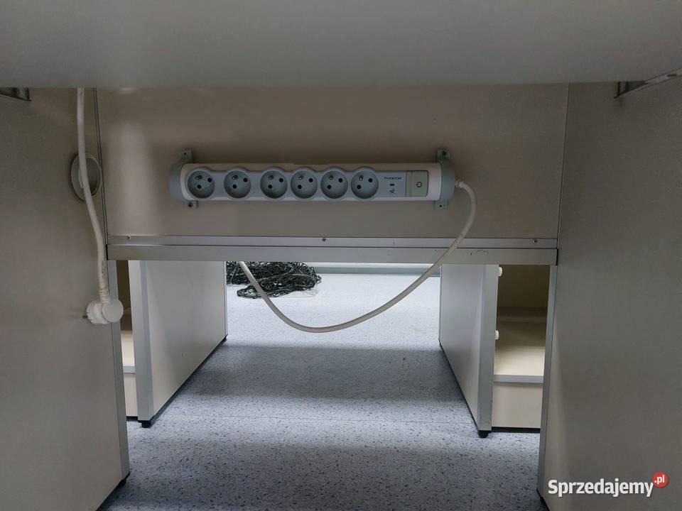 Sprzedam Okazyjnie 2 Biurka Biurowe Stan Idealny Kraków