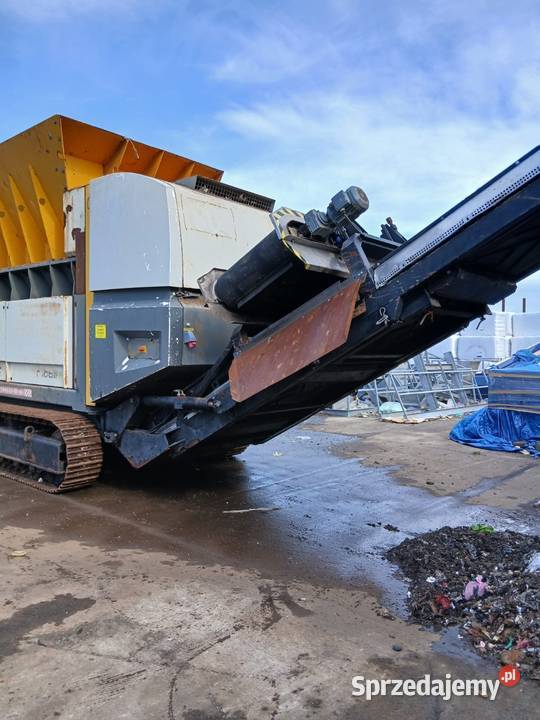 ROZDRABNIACZ JEDNOWAŁOWY UNTHA XR3000 XC MOBIL