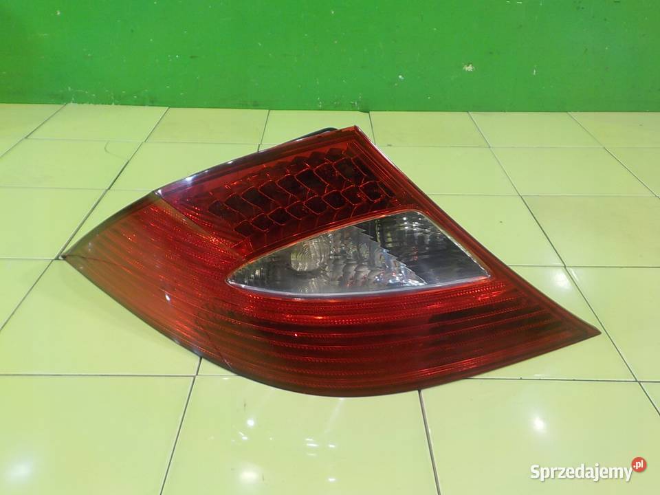 MERCEDES CLS W219 30 CDI 07r 5D lampa lewa tyl