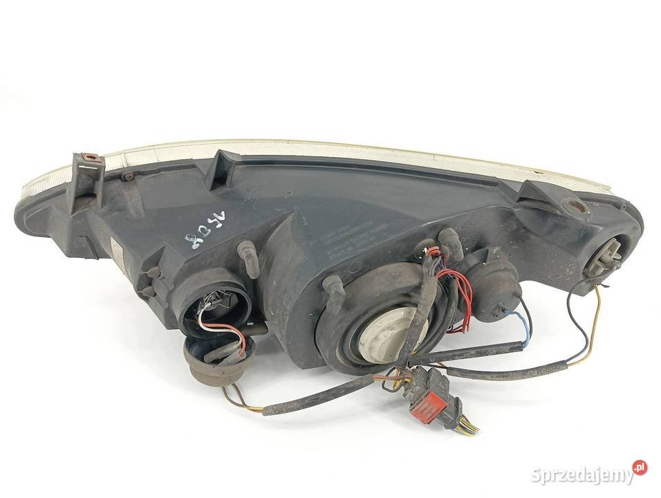 LAMPA PRZÓD PRAWA SOCZEWKA Peugeot 307 I Lampy przednie