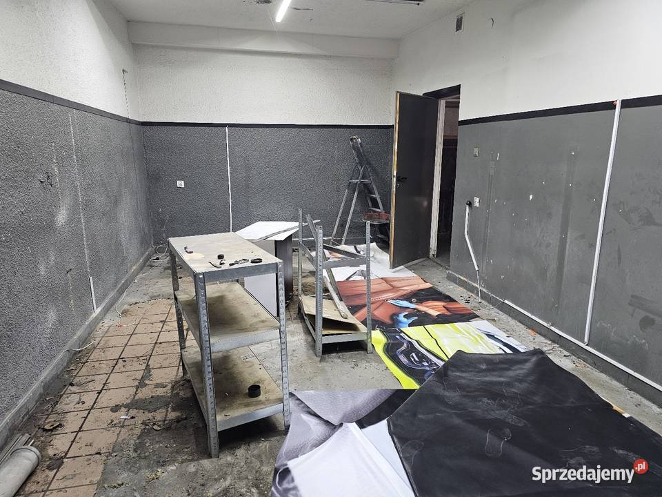 Wynajmę garaż magazyn Pileckiego 55m2 z umywalką