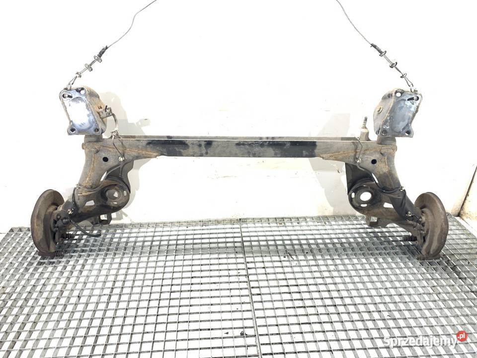 BELKA TYŁ SKODA RAPID Hatchback TYLNA