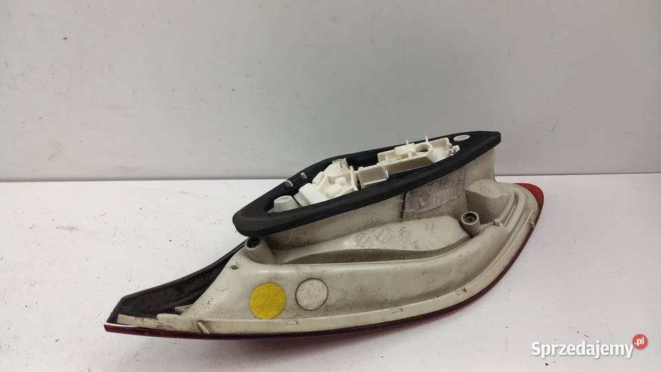 OPEL ASTRA J HB LAMPA TYŁ LEWA W KLAPĘ wielkopolskie Zbierkowo