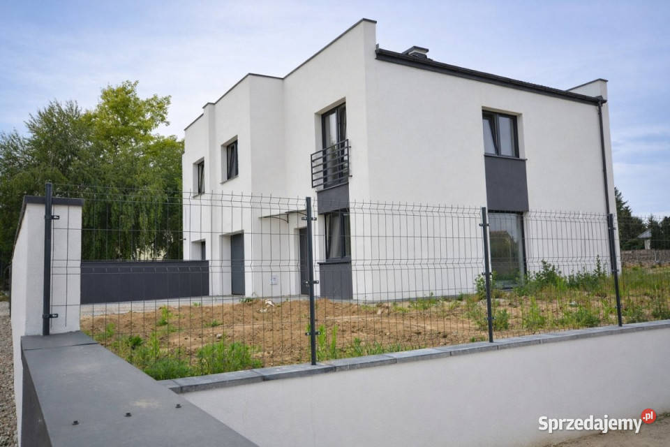 sprzedaży domu wolnostojącego 145m2 Jastków 600m2 Sprzedaż sprzedam