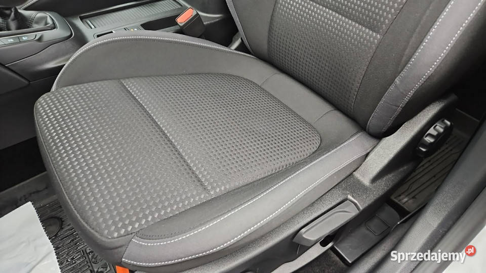 Ford Focus 15 EcoBlue SCR Connected Z Polskiego Warszawa sprzedam