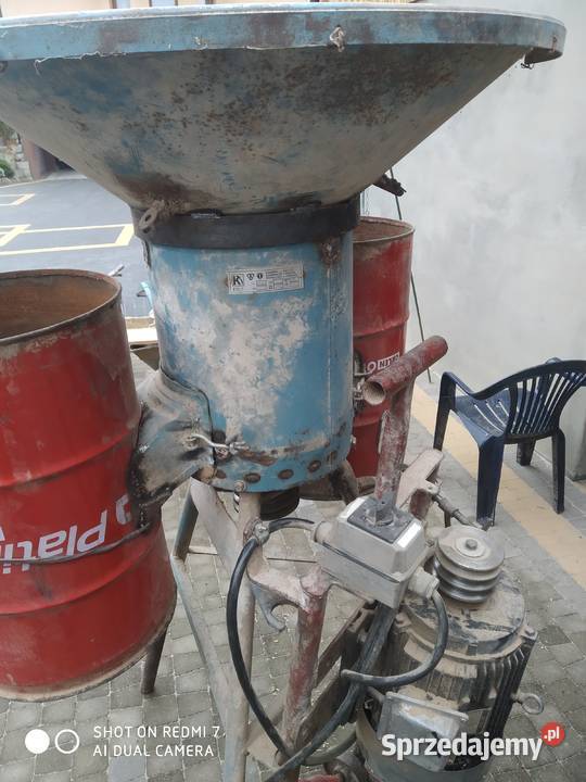 Śrutownik rozdrabniacz bijakowy bąk nie pylący Rudki