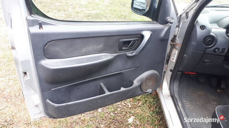 Peugeot Partner 20 HDI 2004 nieuszkodzony mazowieckie Osieck sprzedam