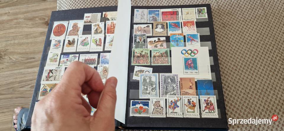 klaser ze znaczkami pocztowymi różne Kraków sprzedam