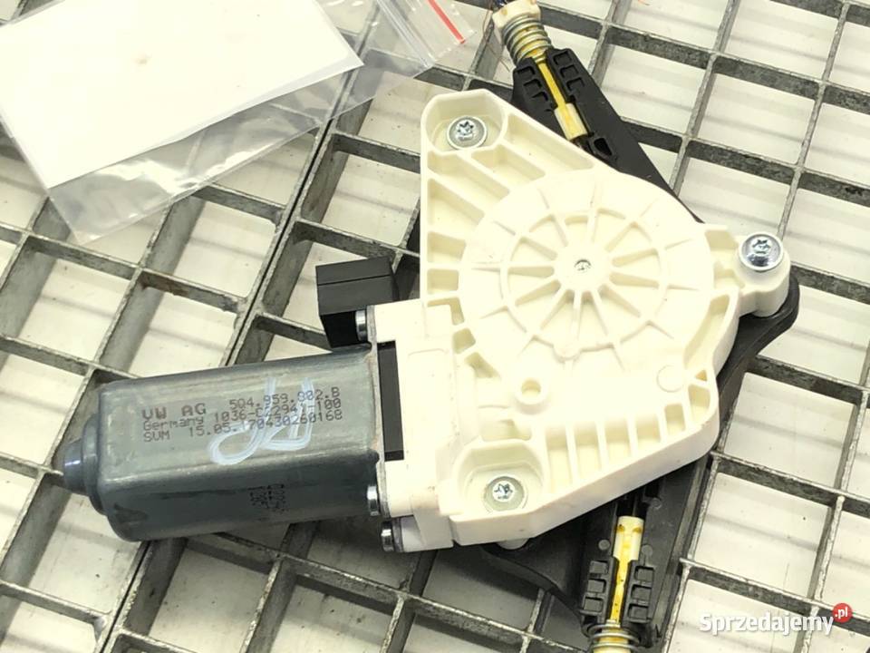 PODNOŚNIK SZYBY PRAWY PRZÓD VW GOLF VII