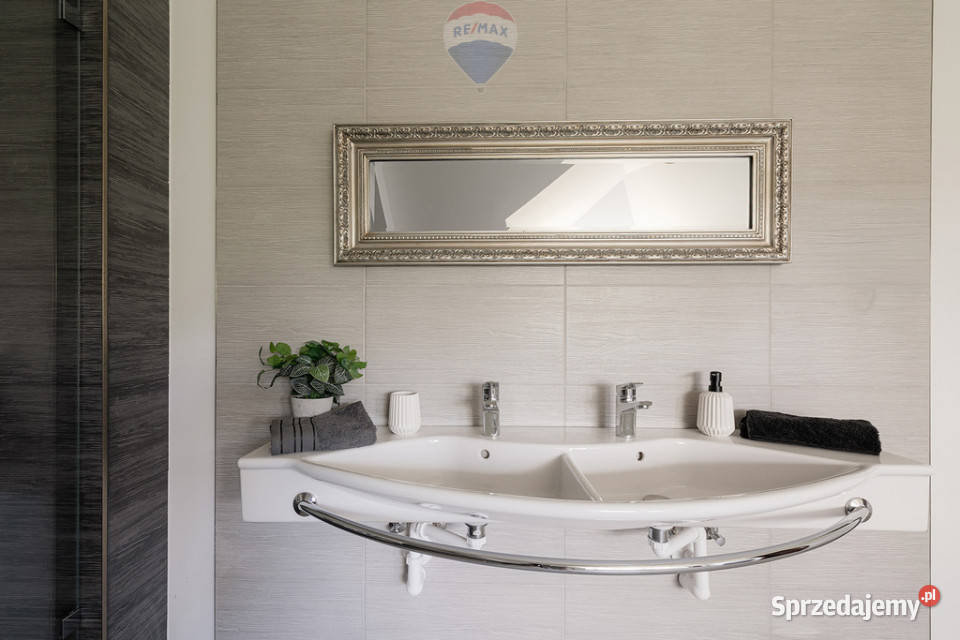 Obiekt inwestycyjny na 58 Ar usługi hotel spa Tenczynek