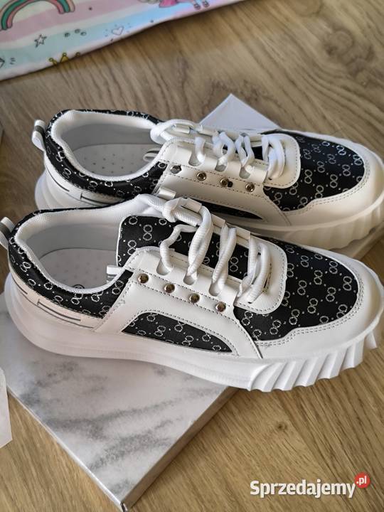 Trampki na grubym klinie inna Zakopane