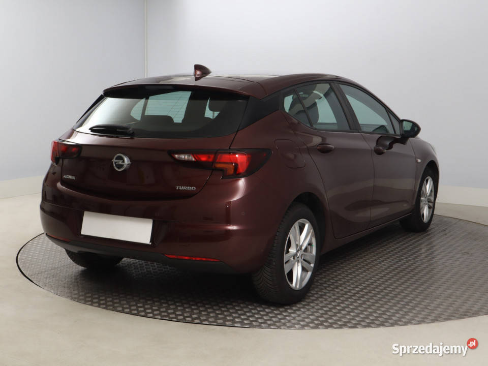Opel Astra 14 T Bielany Wrocławskie