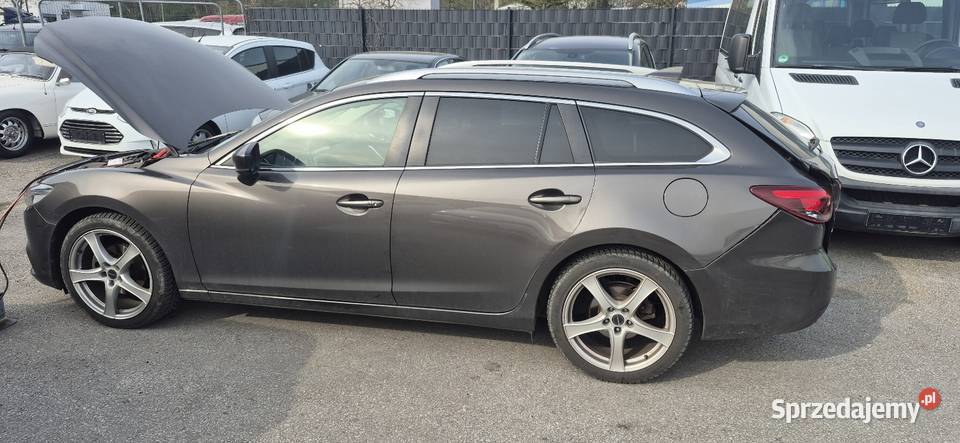 Mazda 6 uszkodzona 18r Benzyna Ostrowiec Świętokrzyski