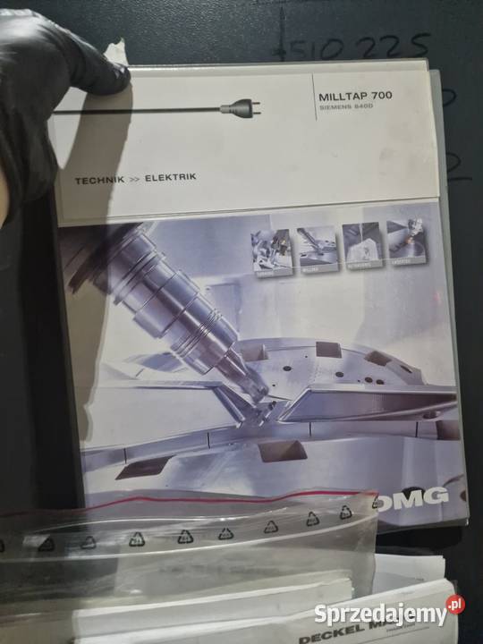 DMG MORI Milltap 700 2012 3osiowe centrum CNC Biznes i Przemysł Chybie