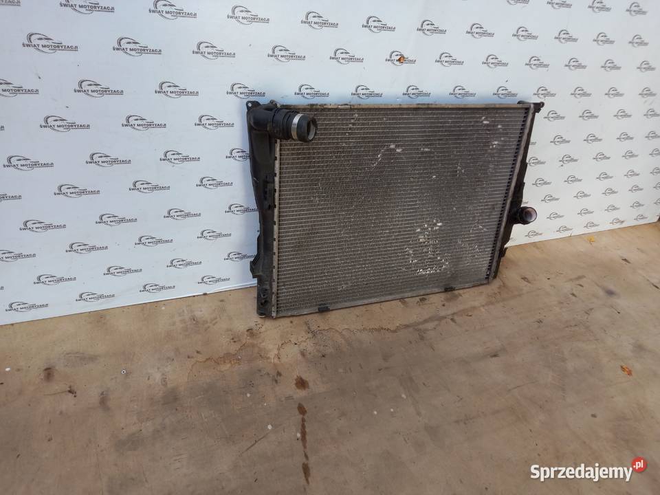 BMW E82 10r chłodnica wody 4203984 75164202 Kielce